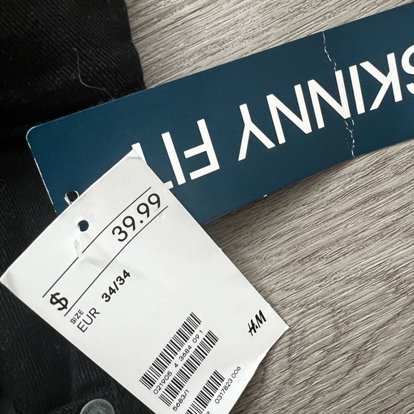 Men's Black Distressed Jeans H&M Sz 34/34 NWT - Picture 3 of 3